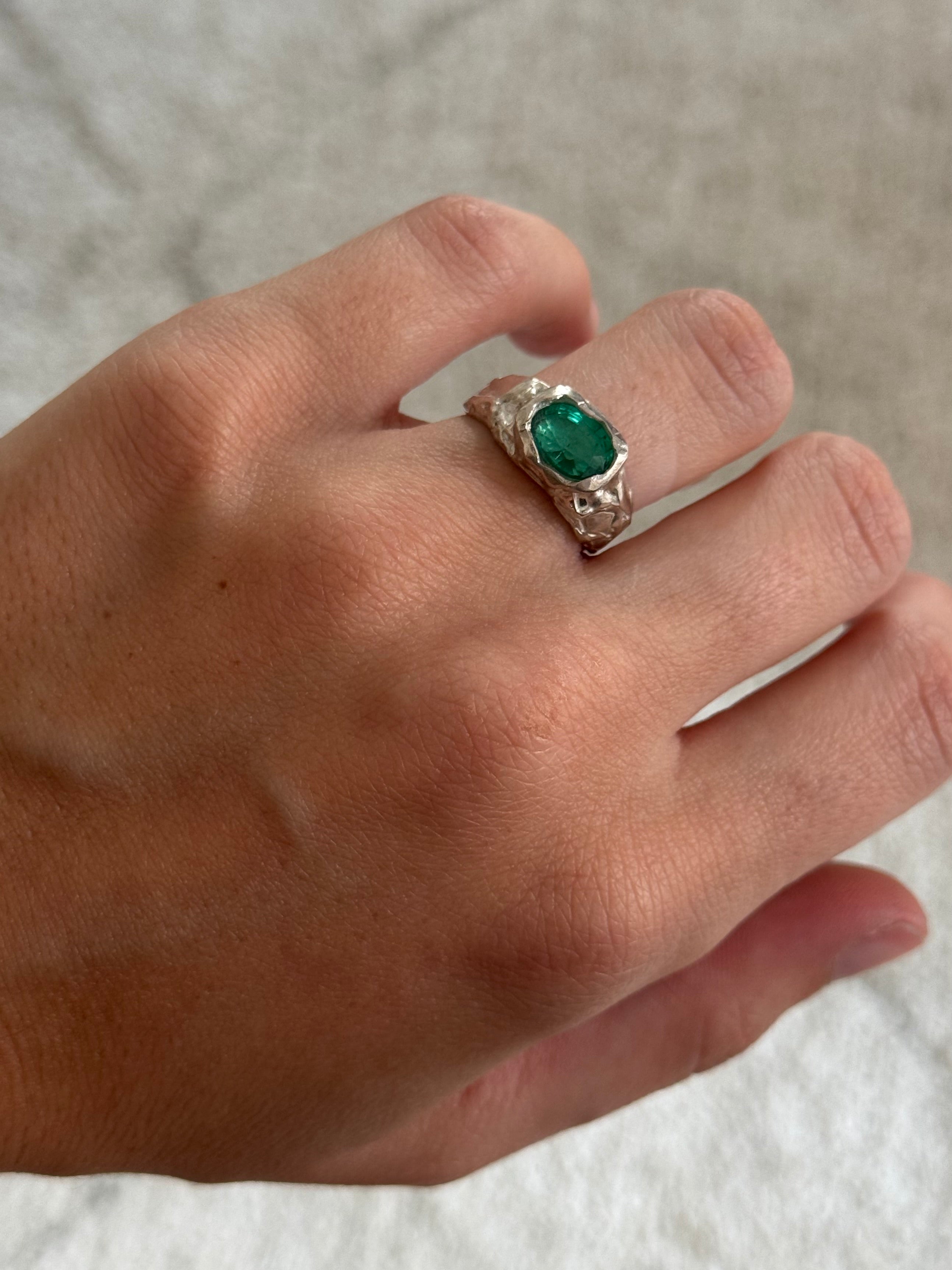 Esmeralda Ring — 925 silver ring with emerald, Camila D. Daneri