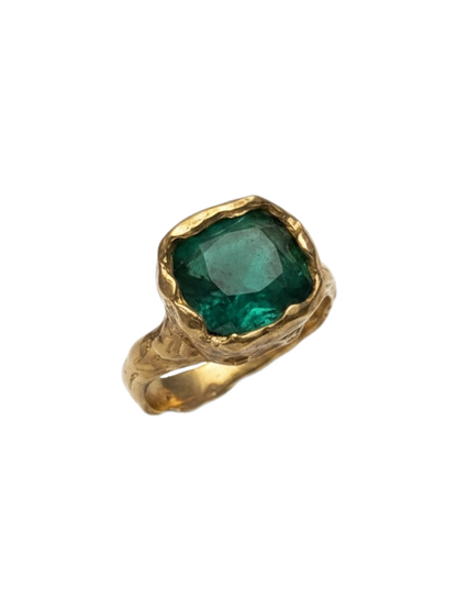 Esmeralda Dorado Ring — 925 silver ring with emerald and 18k gold vermeil, Camila D. Daneri