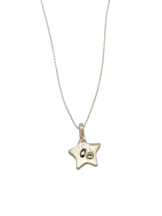 Estrella Blanca Necklace