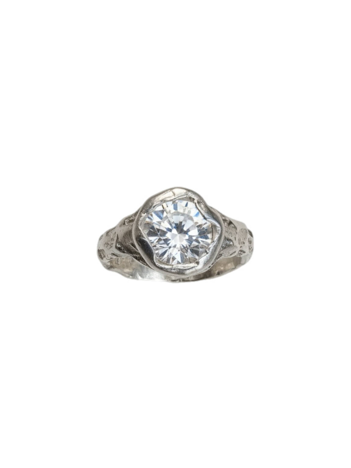 Moissanita Ring — 925 silver ring with moissanite, Camila D. Daneri