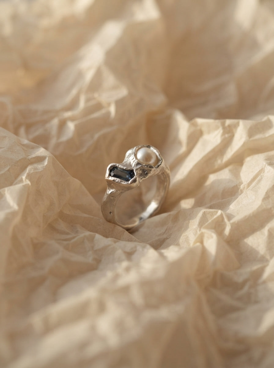 Perla & Topacio Ring
