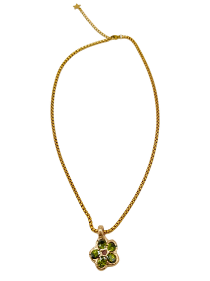 Flor Necklace