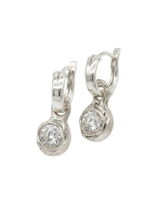 Moissanita Earrings — 925 silver earrings with moissanite, Camila D. Daneri