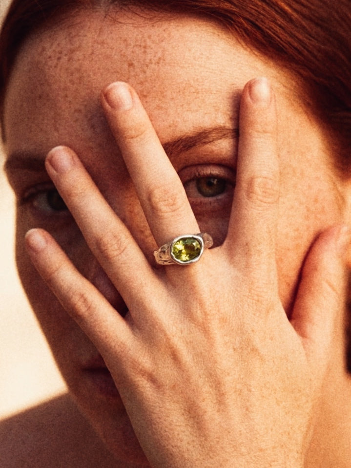 Manzana Ring
