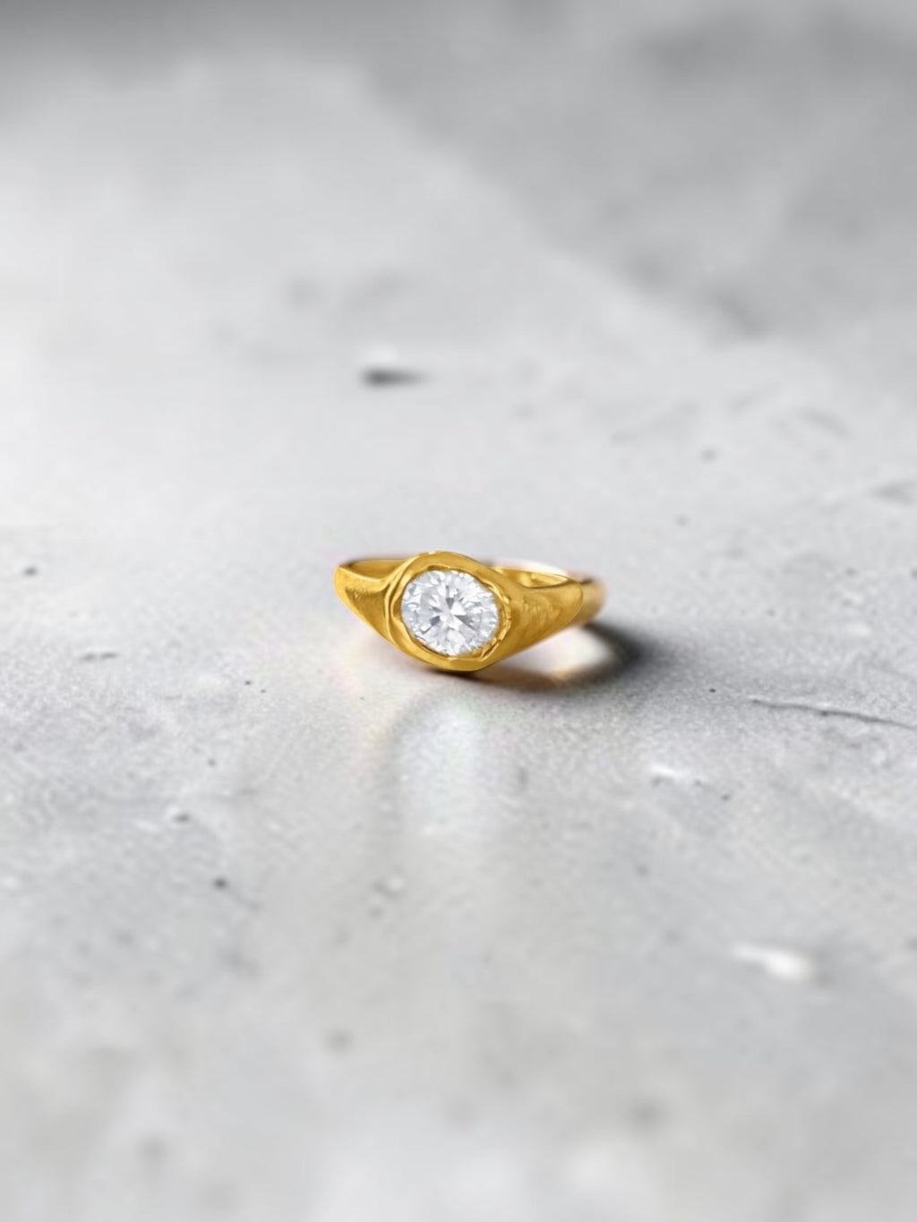 Oval Ring