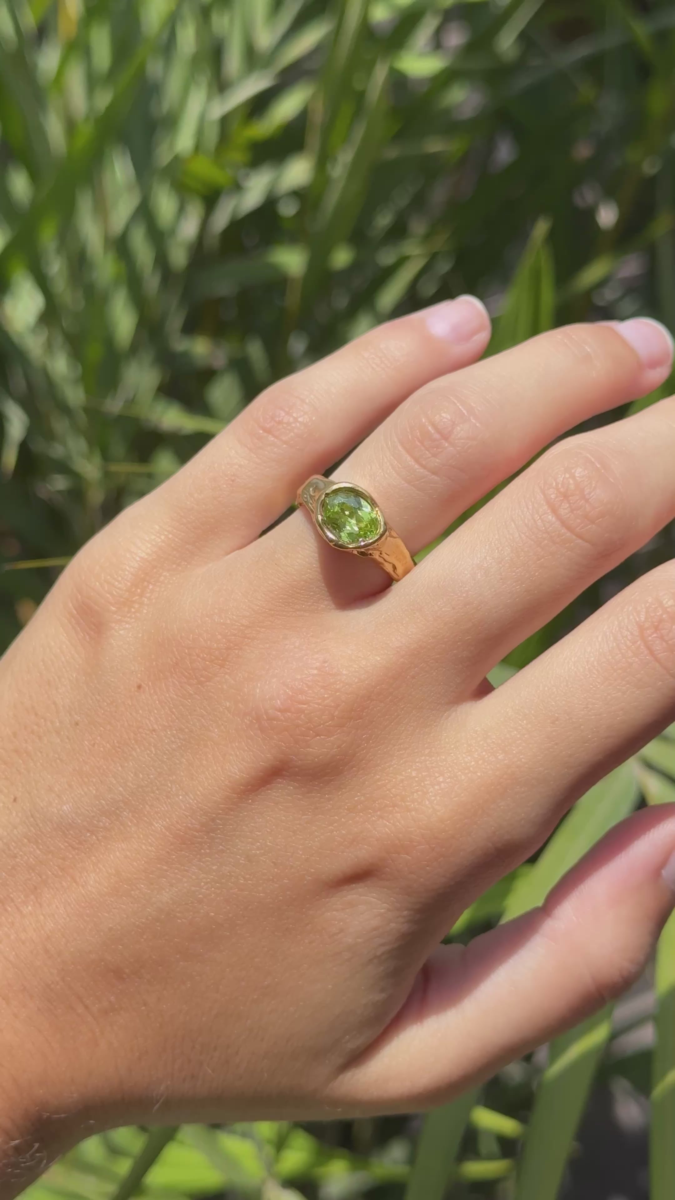 Manzana Ring