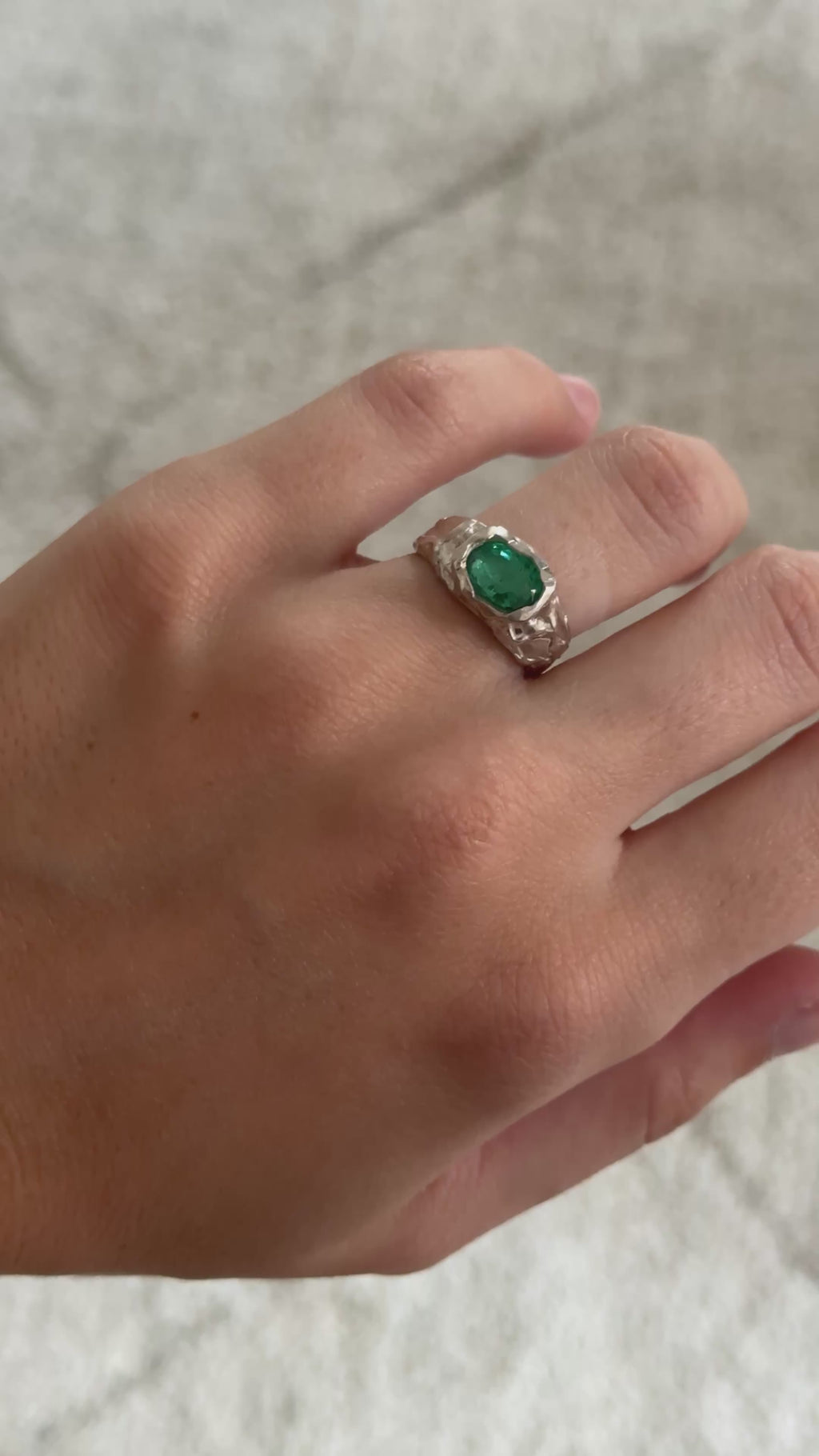 Esmeralda Ring