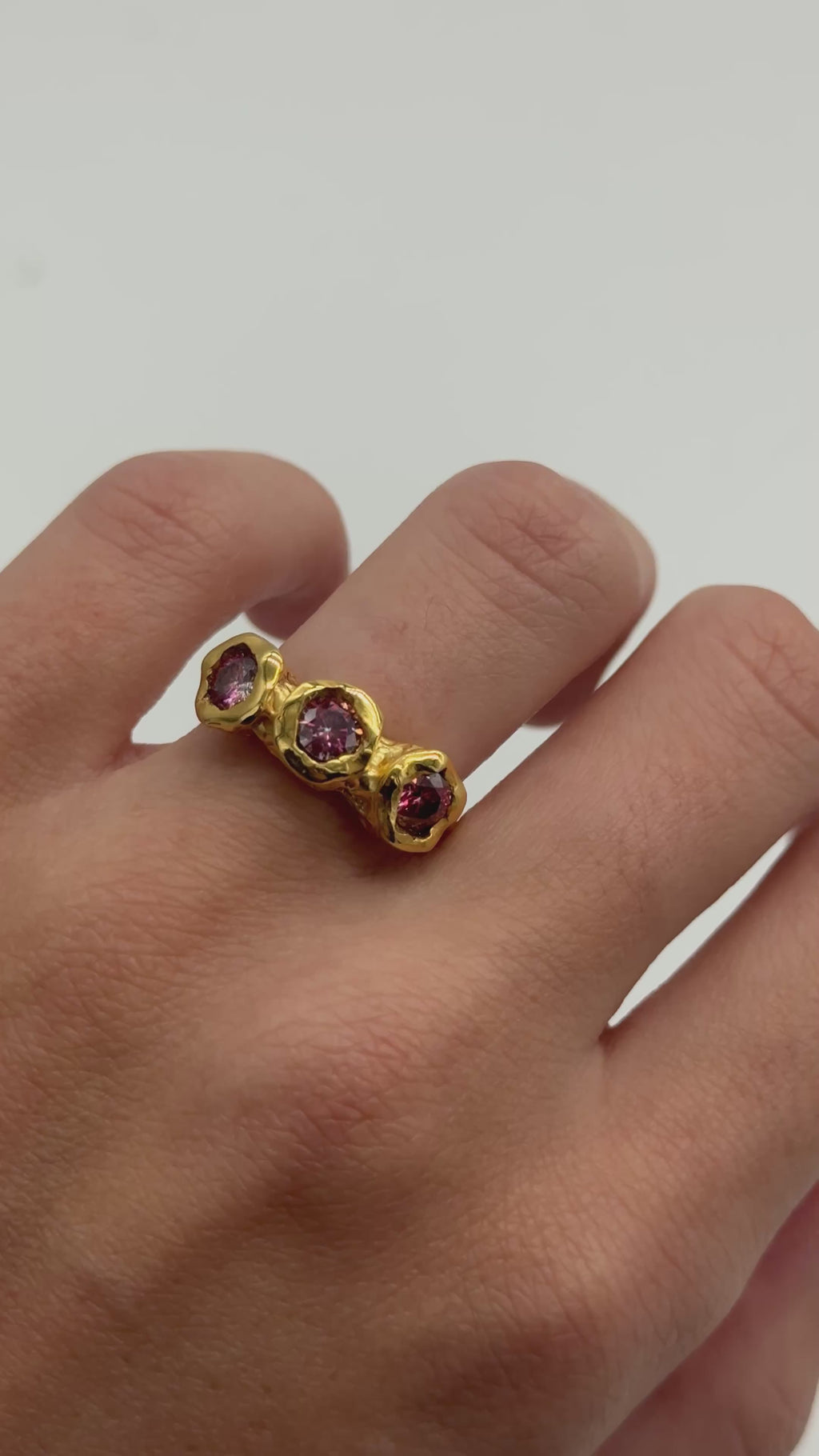 Tres Ring