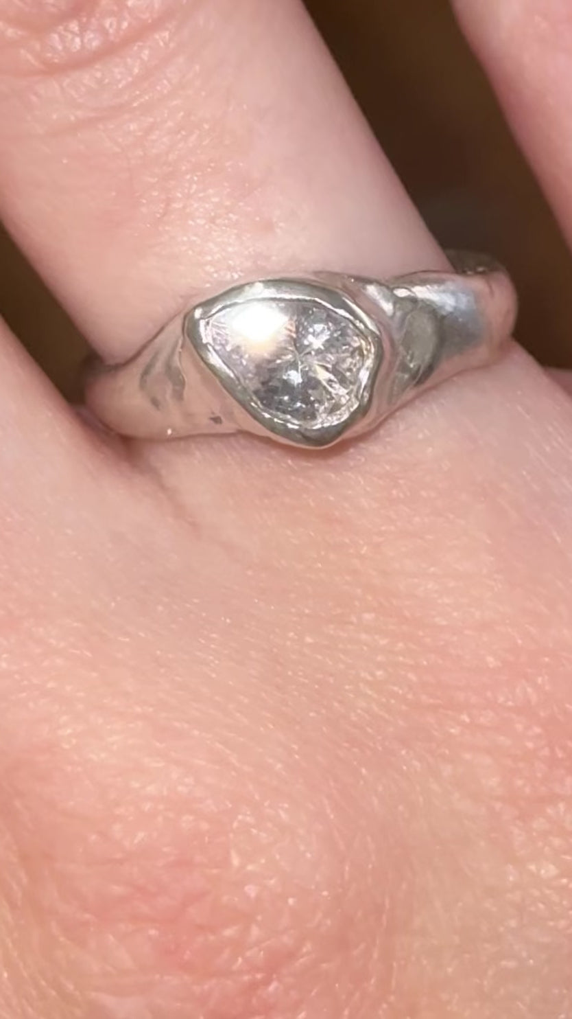 Gota Ring